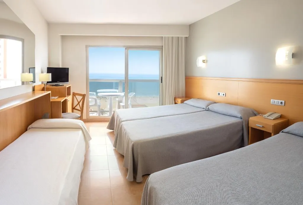QUADRUPLE STANDARD Room, RH Gijon Gandia, Valencia