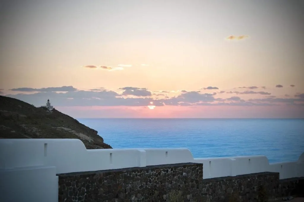 General view, La Ponta Villas, Santorini