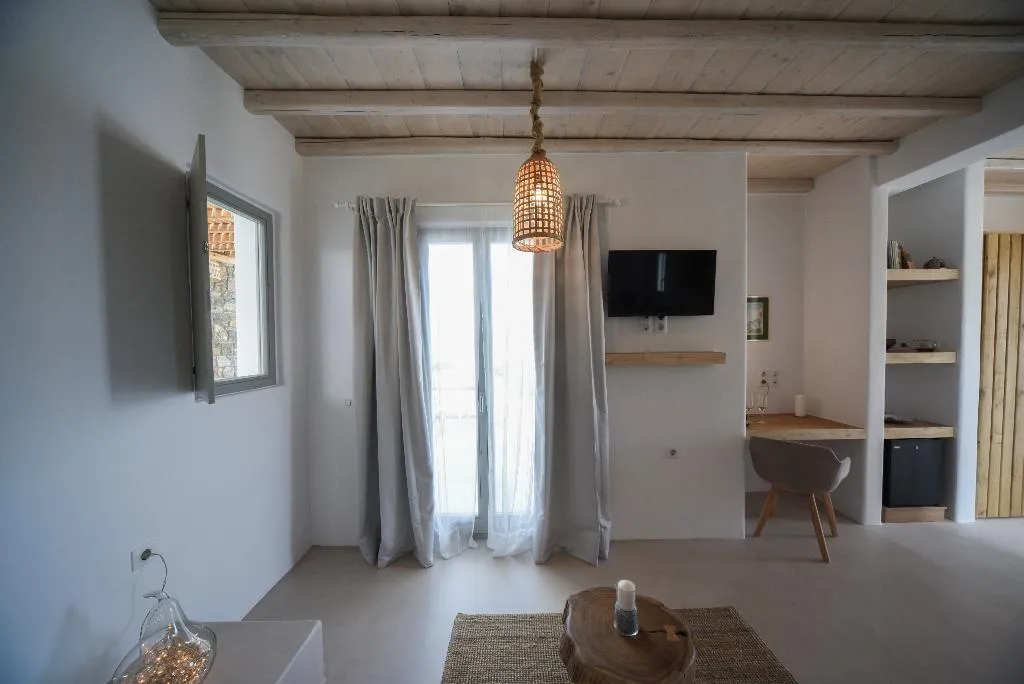 SUITE SUPERIOR Room, Myconian Crown Suites by Mr and Mrs White, Mykonos