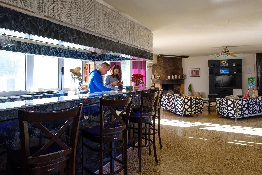 Bar, Hostal Orsi, Majorca