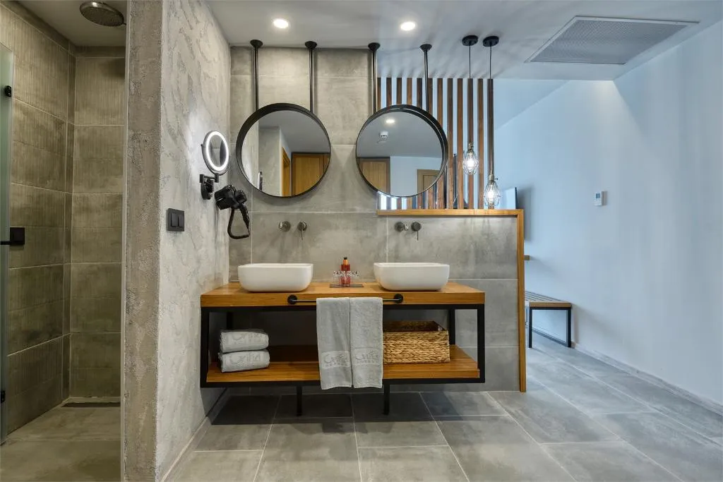DOUBLE CLUB SEA VIEW Room, Grifid Hotel Vistamar, Varna