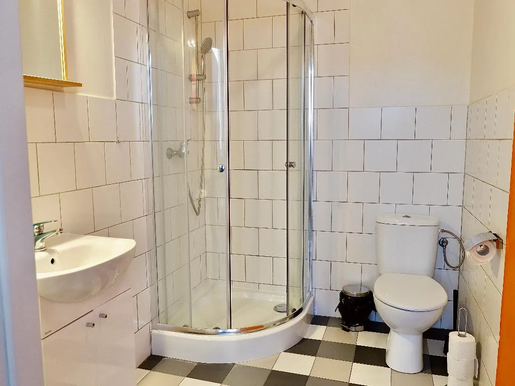 TWIN TWO BEDS Room, Moon Hostel Gdansk, Gdansk