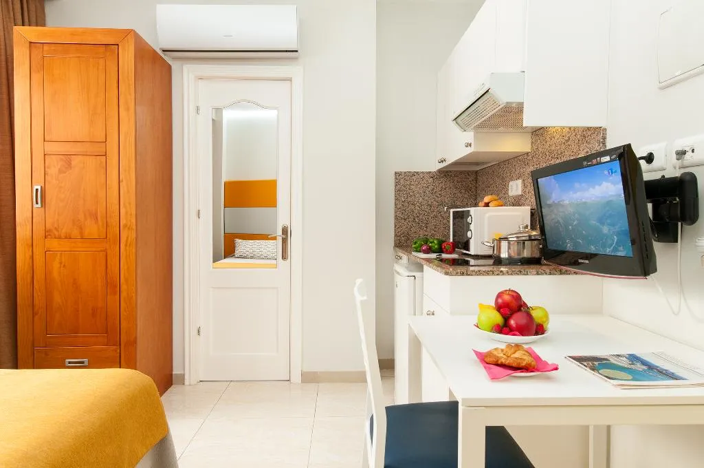 STUDIO CAPACITY 1 Room, Hotel Apartamento Bajamar, Gran Canaria
