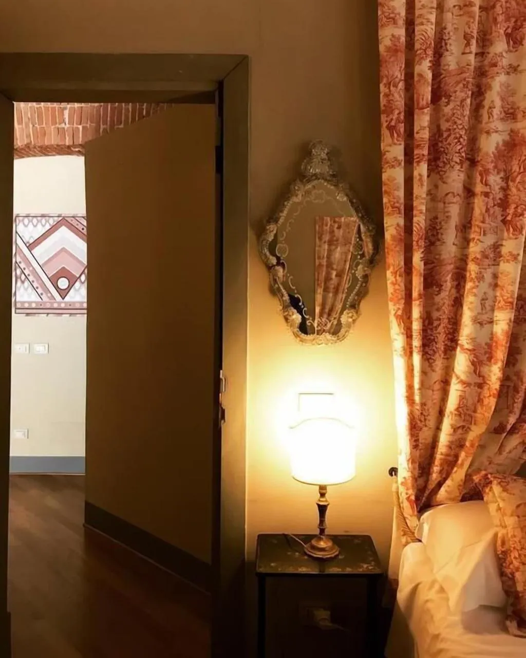 Room, Capri Moon Guest House, Florence