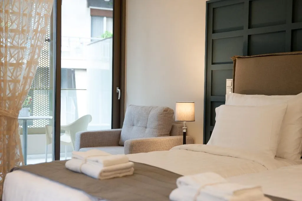 SINGLE LUXURY Room, Athens Platinum Rooms And Suites, Athens