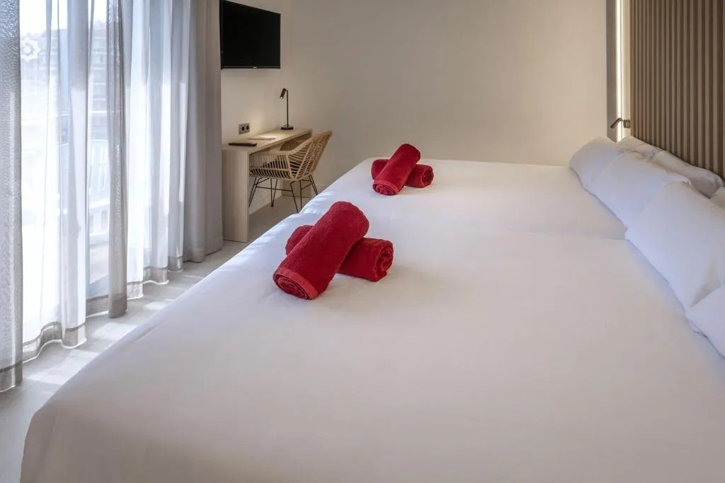 Room, Hotel Alhambra, Costa Brava