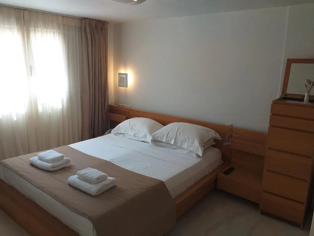 SUITE CAPACITY 4 Room, Aphrodite Samos Superior Studios & Apartments, Samos
