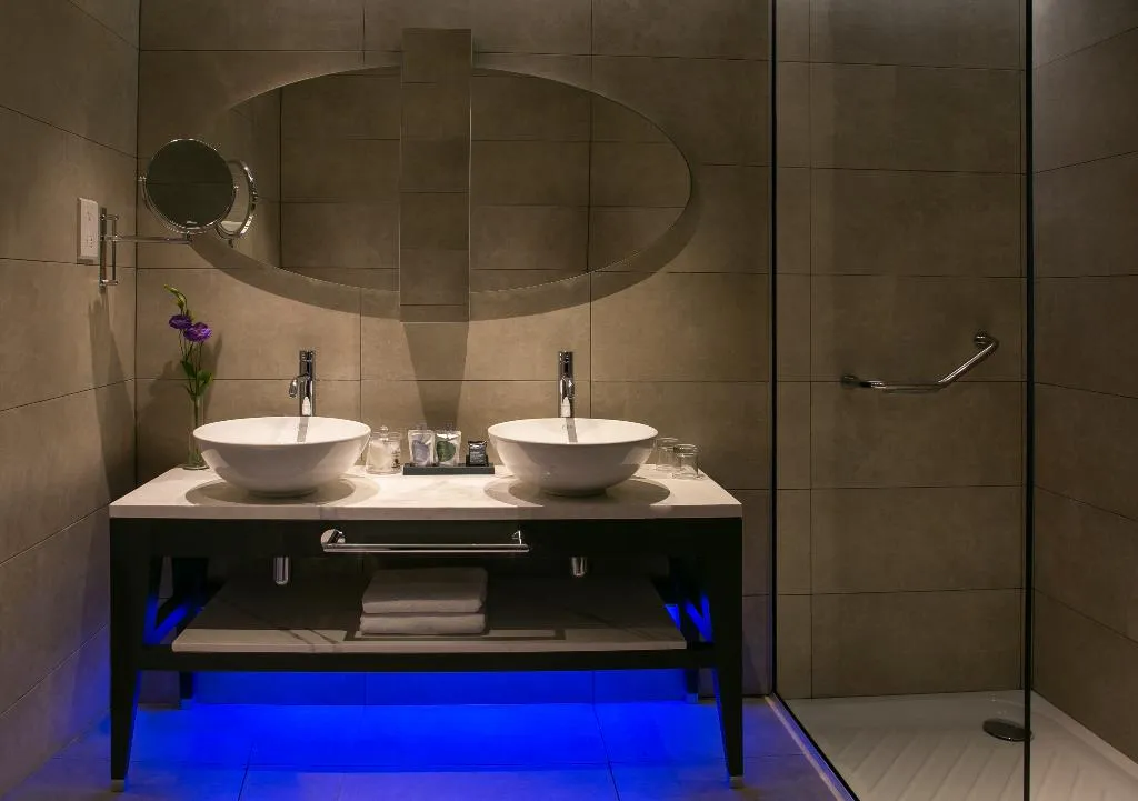 DOUBLE DELUXE POOL VIEW Room, Vangelis Hotel & Suites, Cyprus
