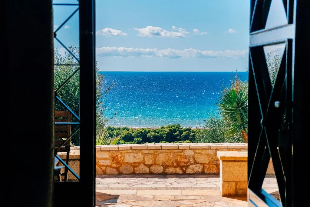 JUNIOR SUITE SEA VIEW Room, Natura Club, Athens