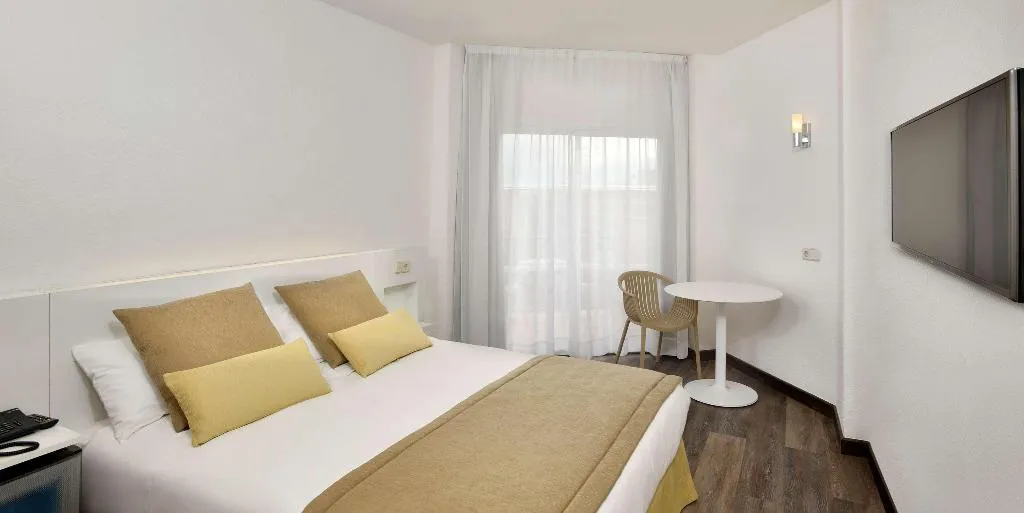 DOUBLE STANDARD Room, Sol Palmanova-Mirlos Tordos, Majorca