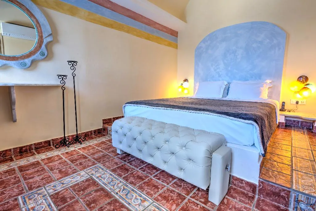 SUITE HONEYMOON Room, Astarte Suites, Santorini
