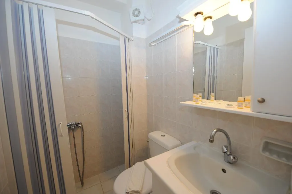 APARTMENT CAPACITY 4 Room, Orfeas Apartments, Santorini