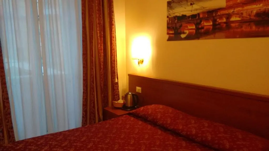 Room, A Casa Di Mei, Naples