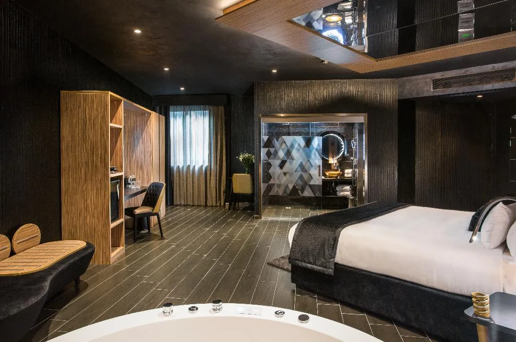 SUITE WITH JACUZZI Room, H Hotel & SPA - Adults Only, Malta