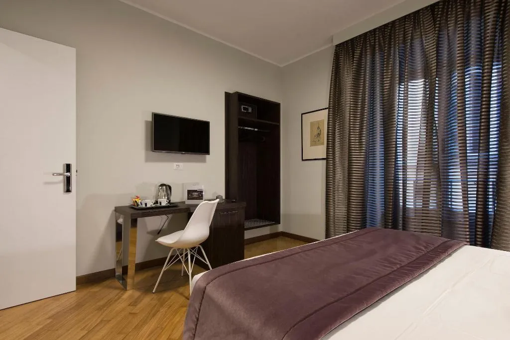 Room, Vittoriano Suite, Rome