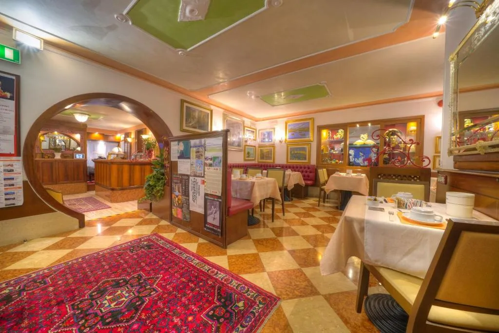 Lobby, Al Piave, Venice
