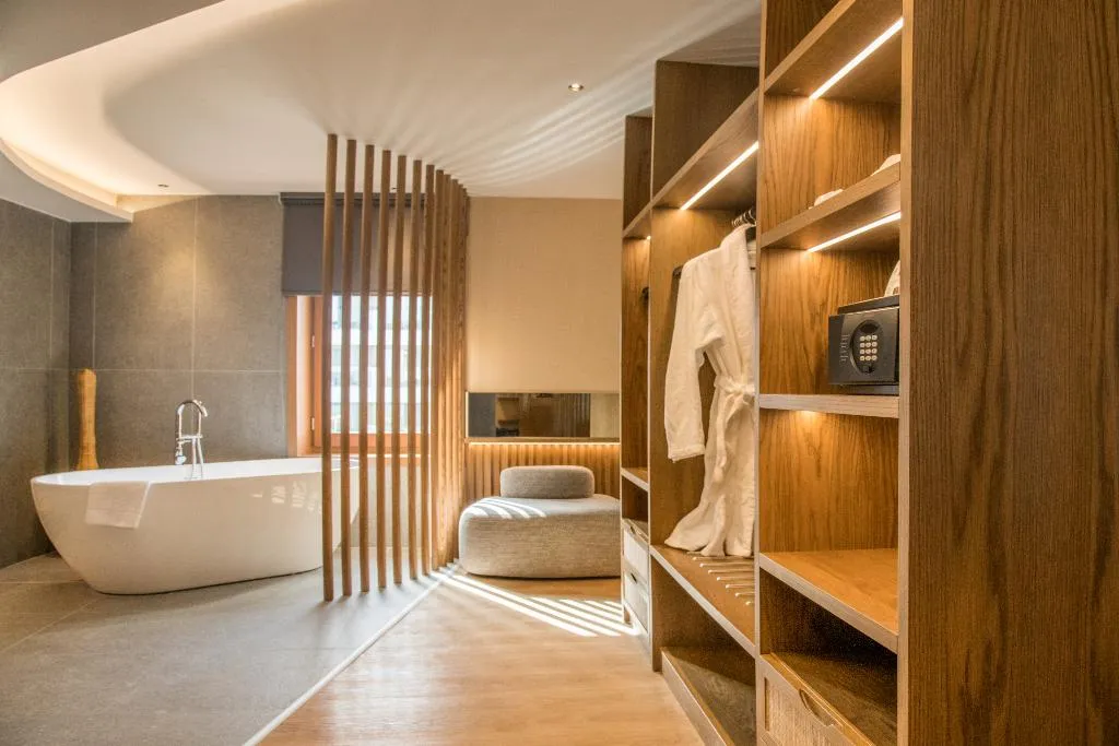 SUITE WITH JACUZZI Room, AKASHA Beach Hotel and Spa, Crete