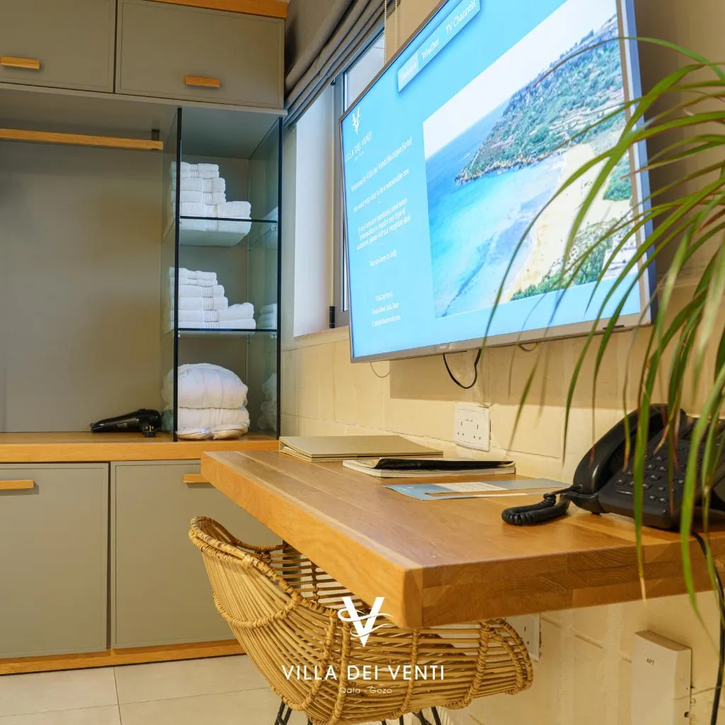 DOUBLE WITH PRIVATE POOL Room, Villa Dei Venti, Gozo