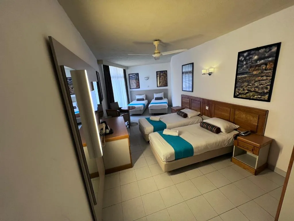 QUADRUPLE STANDARD Room, Canifor Hotel, Malta