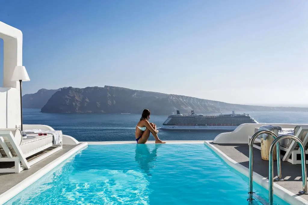 Pool, Charisma Suites, Santorini