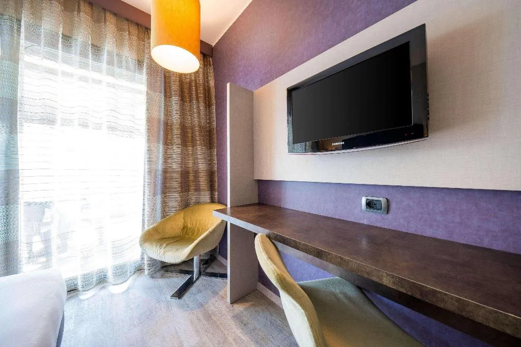 TRIPLE COMFORT Room, Comfort Hotel Fiumicino City, Rome