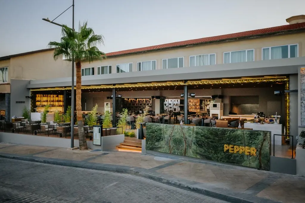 Bar, Napa Plaza Hotel, Cyprus