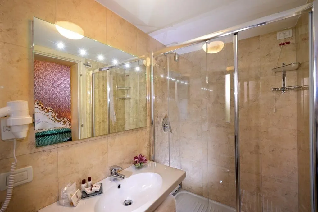 DOUBLE SINGLE USE CLASSIC Room, Canaletto, Venice
