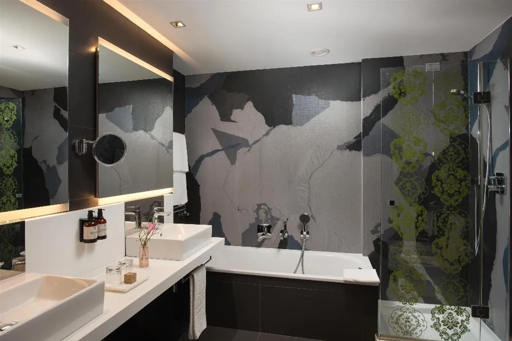 FAMILY ROOM CAPACITY 4 Room, NH Firenze, Florence
