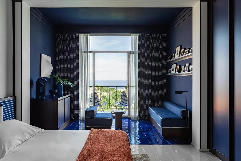 JUNIOR SUITE SEA VIEW WITH BALCONY Room, Grand Hotel Flora, Naples