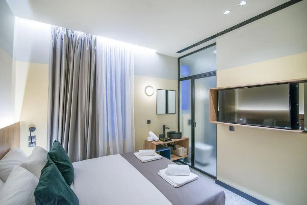 Room, Metis Uls, Athens