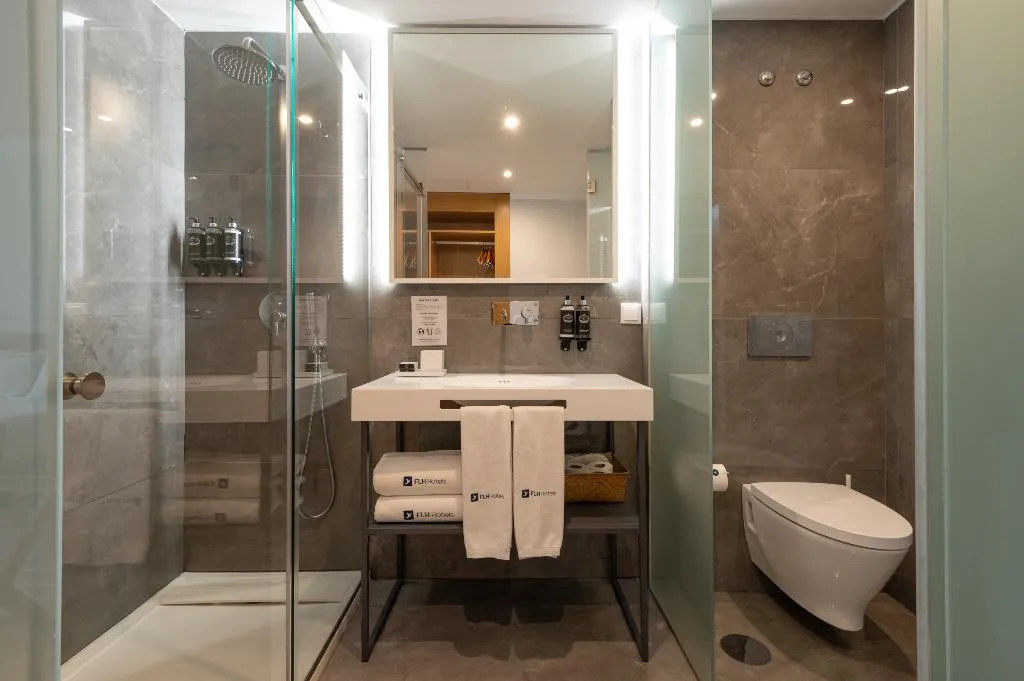 DOUBLE SUPERIOR Room, Memoria Porto Flh Hotels, Porto