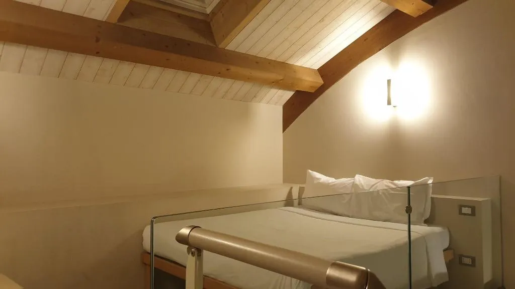 Room, Seven Rooms Milano, Milan
