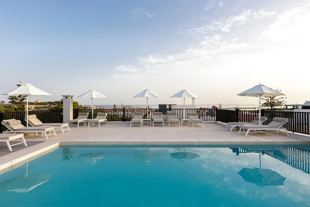 Pool, Jo An Palace, Crete