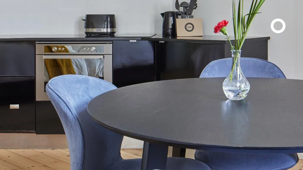 FAMILY ROOM ONE BEDROOM TWO BATHROOMS Room, Thingholt Hotel Apartments from Center Hotels, Reykjavik