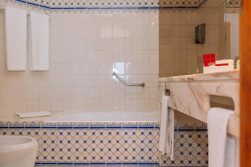 APARTMENT SUPERIOR TWO BEDROOMS Room, Muthu Oura Praia Hotel, Algarve