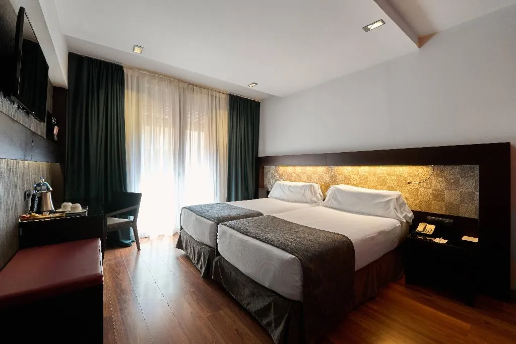 Room, Catalonia Port, Barcelona