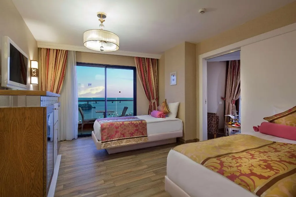 Room, Granada Luxury Okurcalar, Antalya