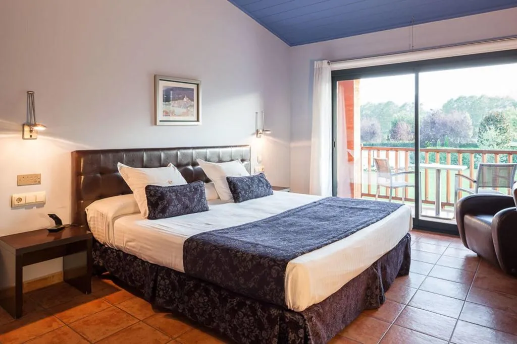 Room, Hotel Vall de BAs, Costa Brava