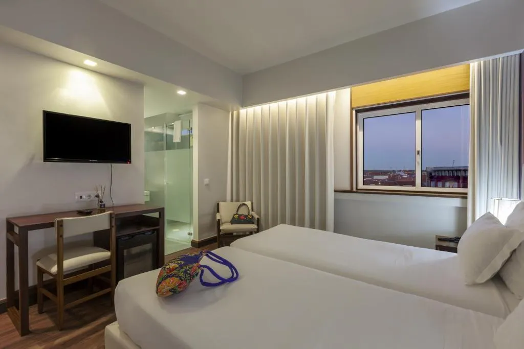 FAMILY ROOM TWO BEDS Room, Hotel Rali Viana, Porto