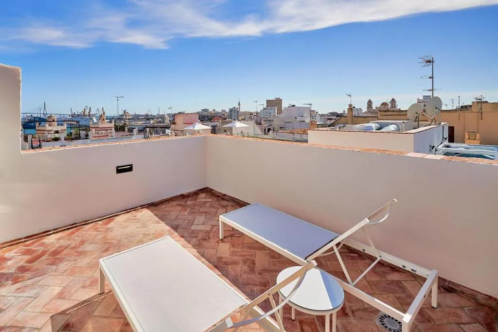 Room, Tandem Torres De Cádiz Suites, Costa De La Luz