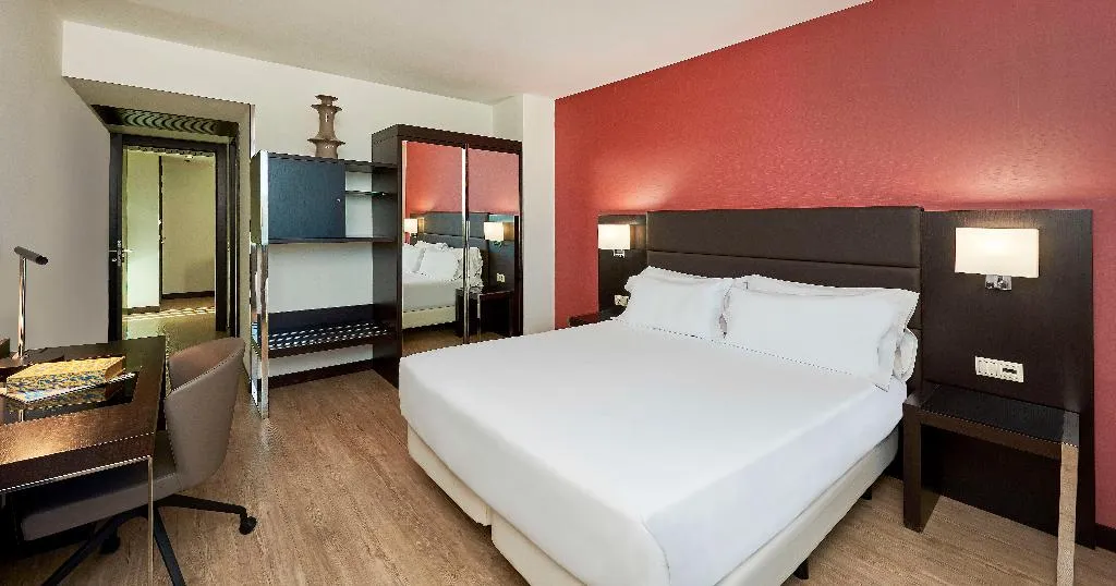 DOUBLE RIVER VIEW Room, NH Coimbra Dona Inês, Porto