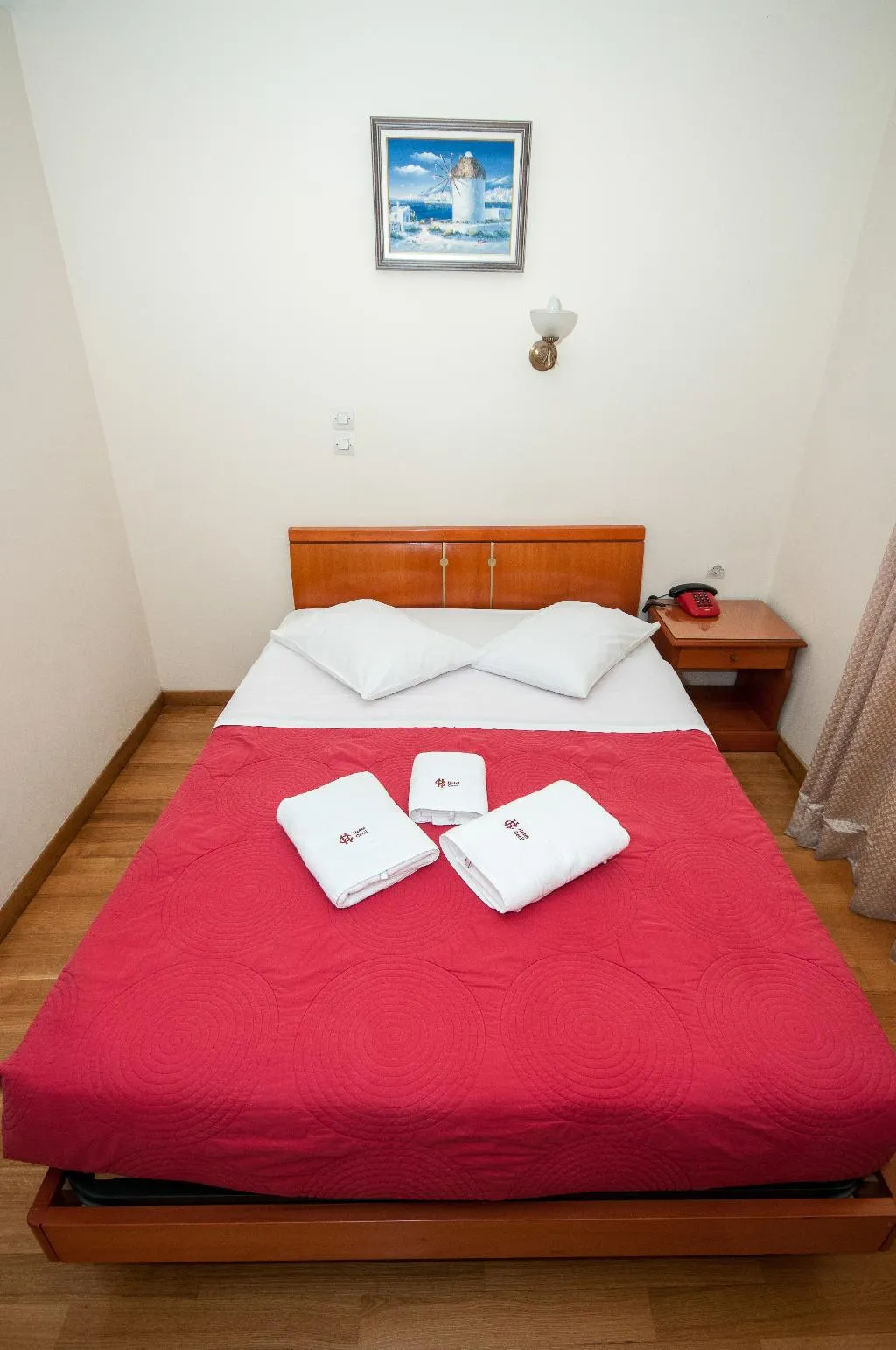 SINGLE STANDARD Room, Cecil hotel, Athens
