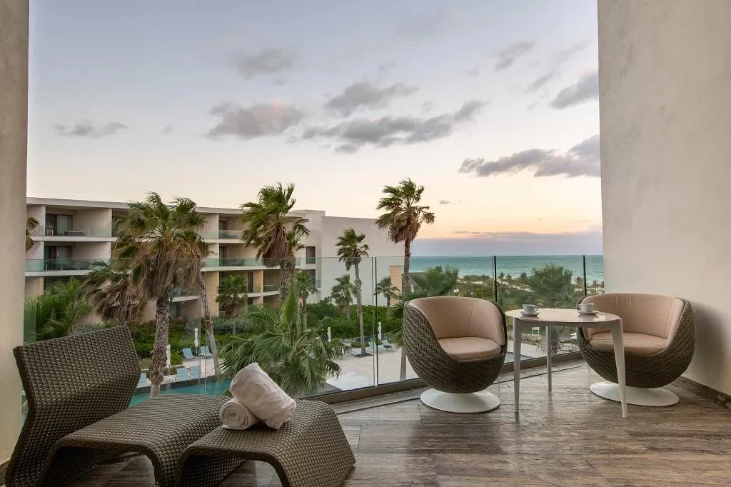 FAMILY ROOM BEACH FRONT Room, Grand Palladium Select Costa Mujeres - All Inclusi, Cancun Area