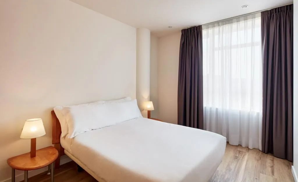 APARTMENT TWO BEDROOMS Room, Sercotel Sabadell Arrahona, Barcelona