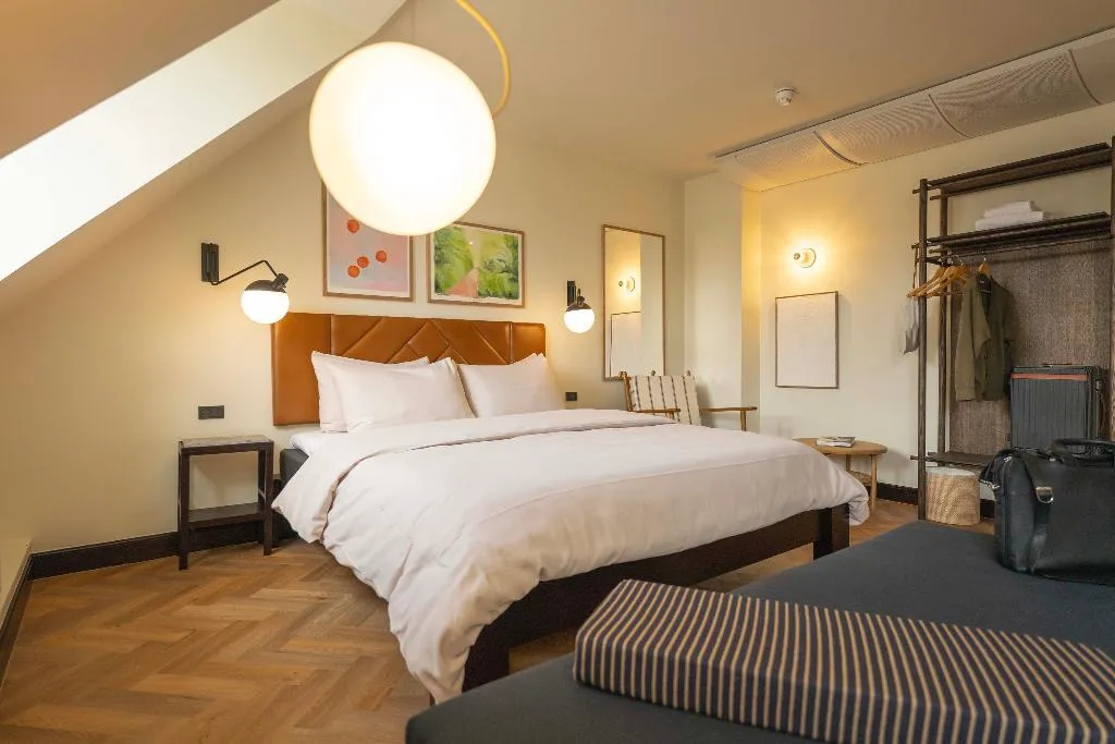 DOUBLE DELUXE KING BED Room, Hotel Mayfair, Copenhagen