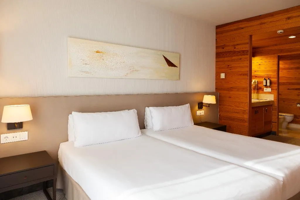 DOUBLE SUPERIOR Room, Montanya Hotel & Lodge, Costa Brava