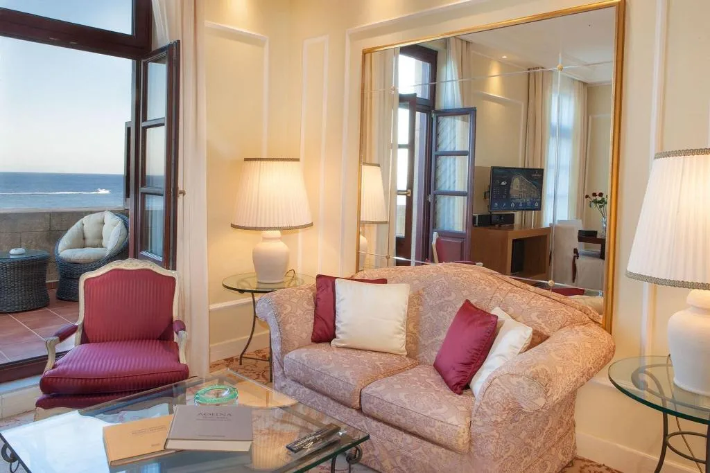 Room, Grande Albergo Delle Rose, Rhodes