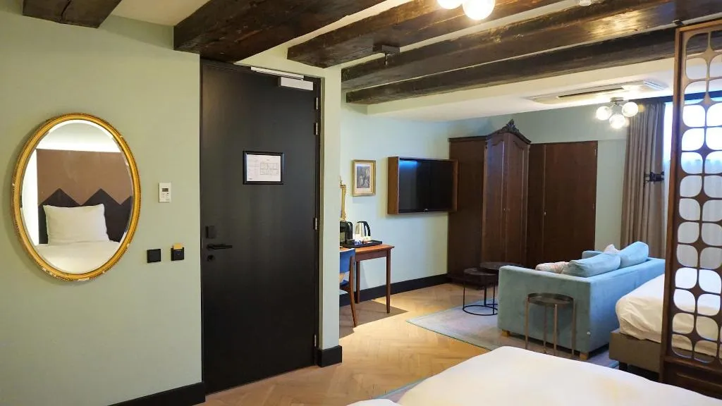 Room, The Hendrick S Hotel, Amsterdam