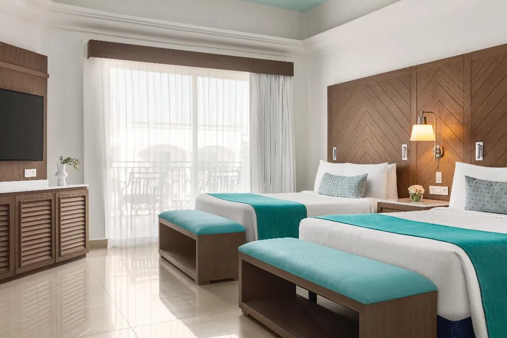 JUNIOR SUITE OCEAN VIEW TWO QUEEN BEDS Room, Wyndham Alltra Playa del Carmen Adults Only All In, Playa Del Carmen
