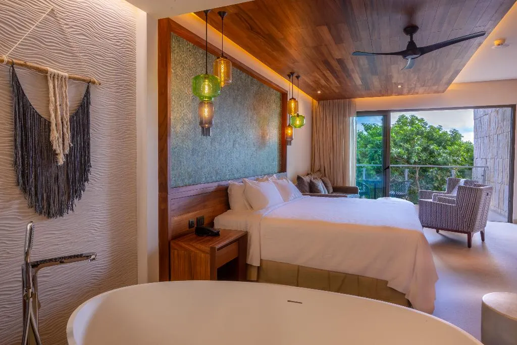 SUITE KING SIZE BED Room, Sandos Playacar All Inclusive, Cancun Area